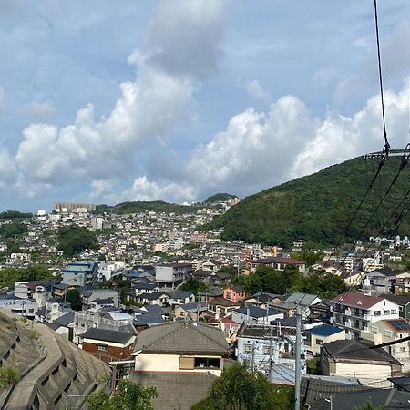 Route - Cafe And Petit Hostel Nagasaki Eksteriør billede